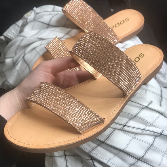 Soda Shoes - Like NEW Rhinestones Sandals
